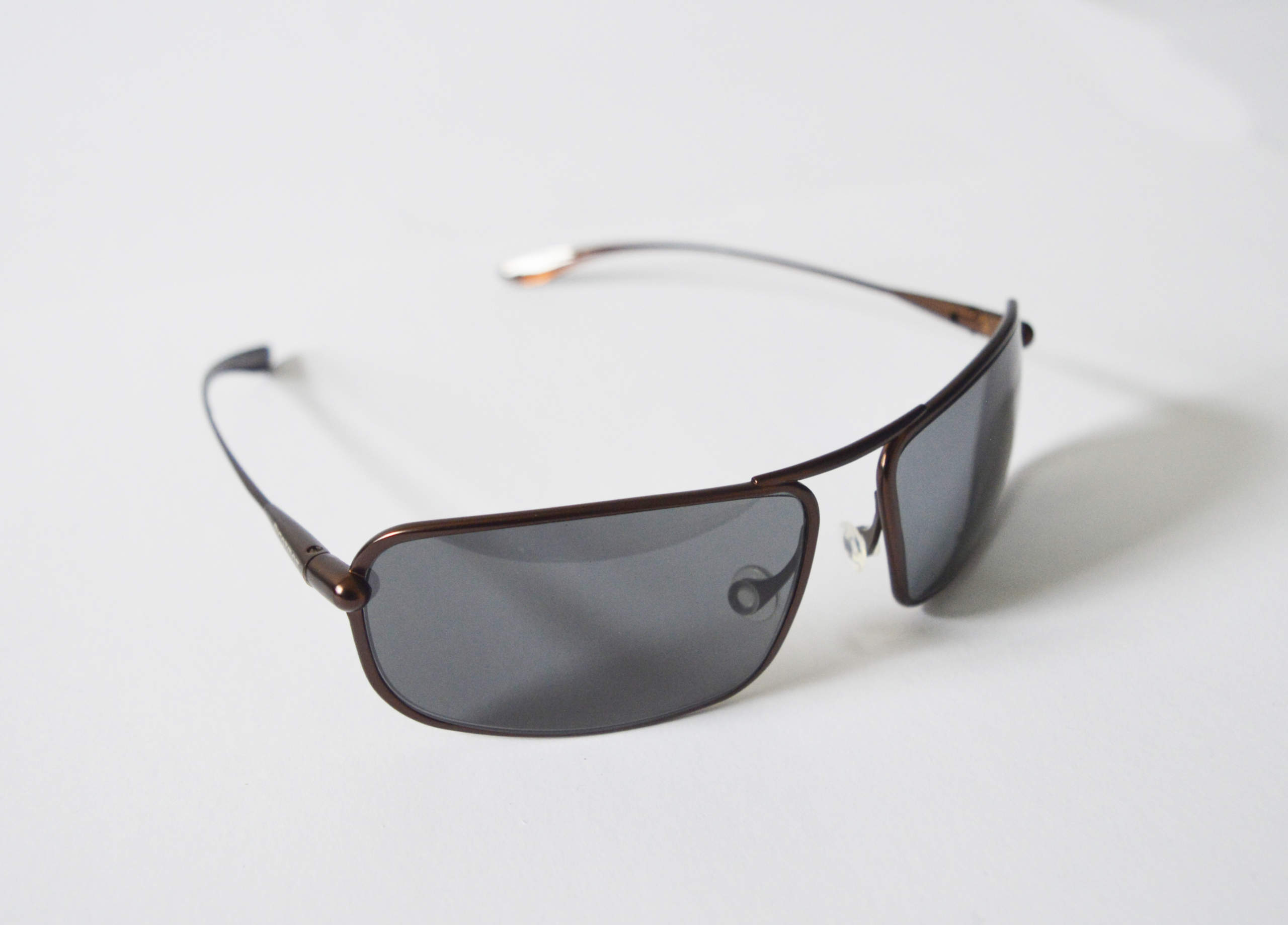 Meso - Brunello Titanium Frame High-Contrast Sunglasses